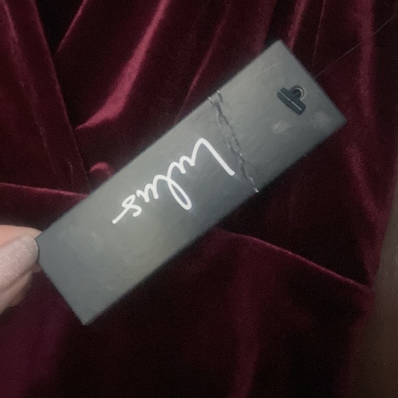 Lulu's burgundy velvet midi dress bodycon fuax wrap 3/4 sleeve LARGE L - Picture 3 of 4